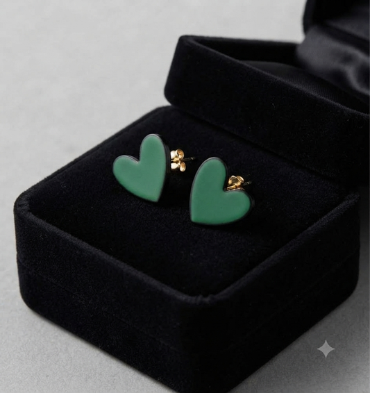 Umakriti Emerald Heart Studs