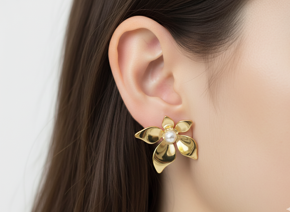 Floral pearl Earrings
