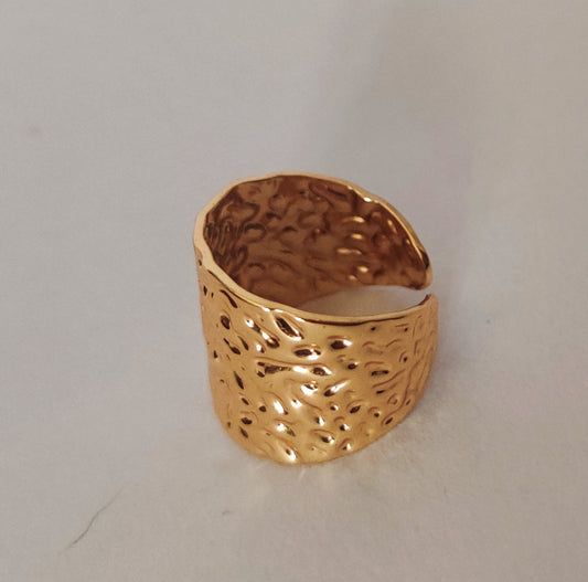 Hammered Ring