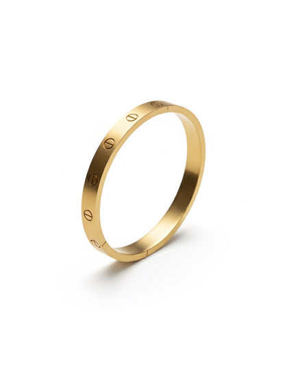 Iconic gold bangle