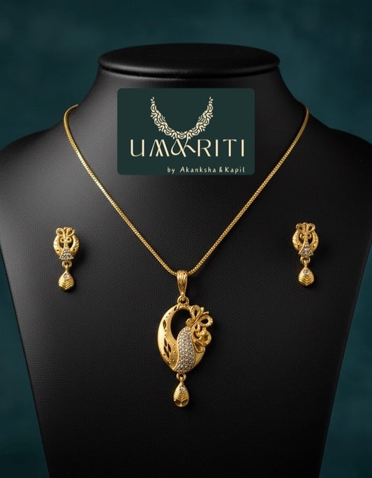 Aura Peacock Filigree Pendant & Earring Set