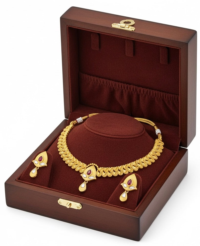 The Golden Bloom Necklace set