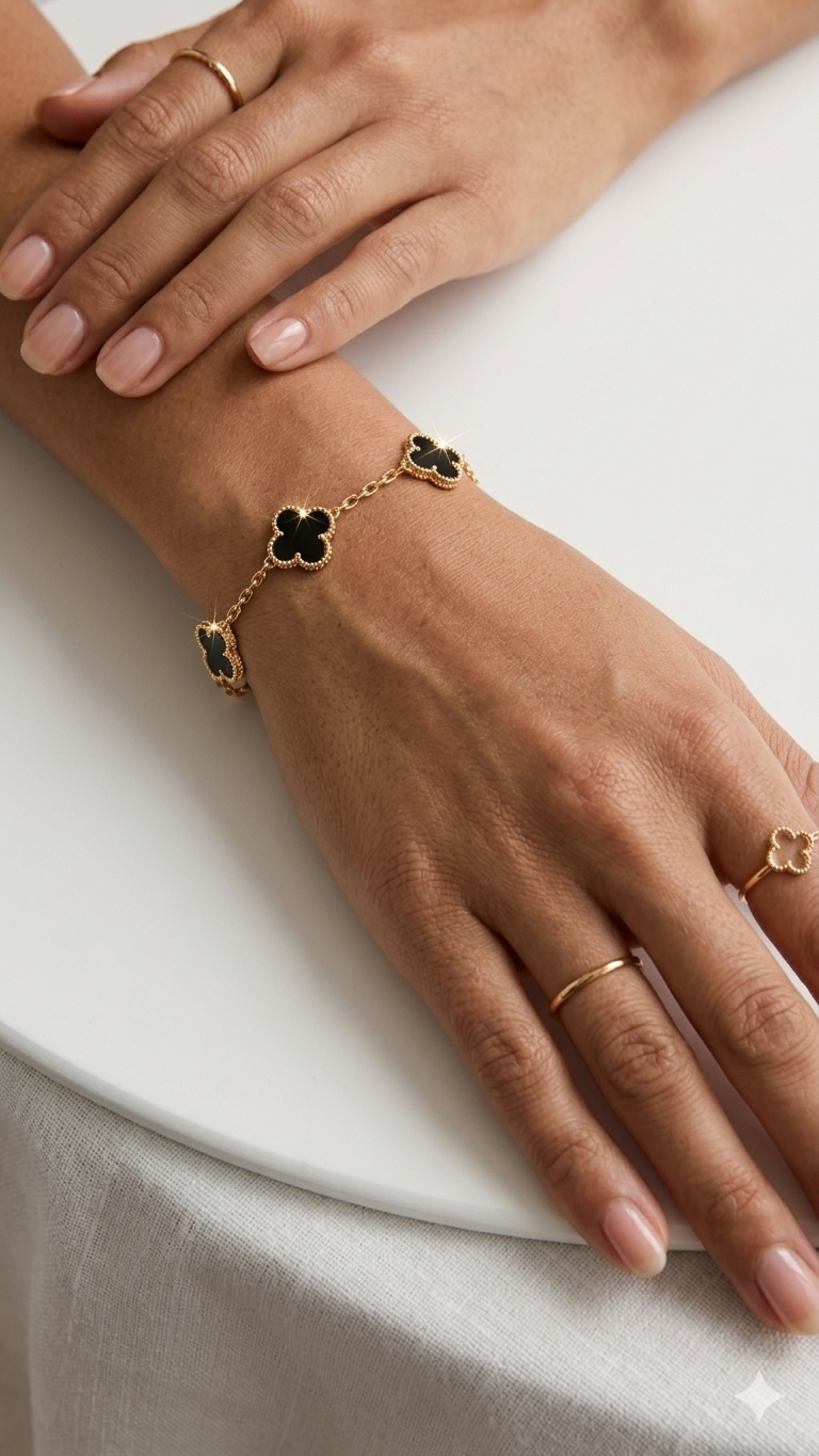 Midnight Clover Link Bracelet