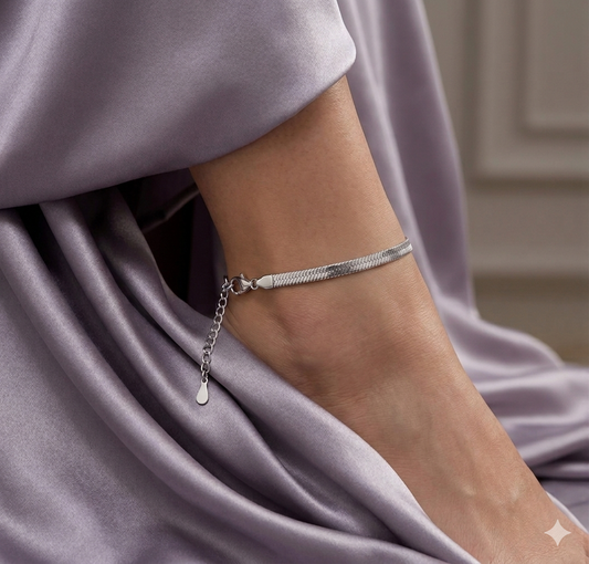 The Silver Anklet Chain
