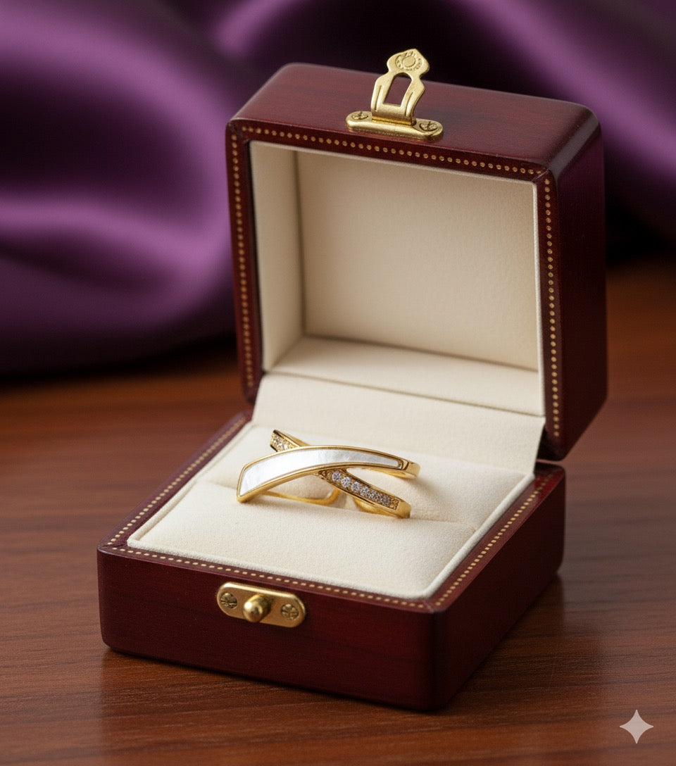 Crossed Radiance Ring