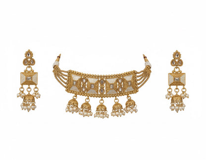 The 'Noorani' Antique Pearl Choker Necklace Set