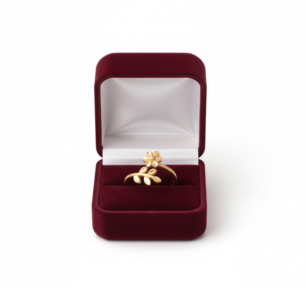The Petale D'Or Ring